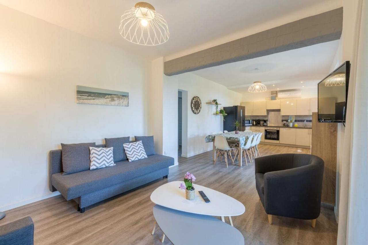 La Felyvonne, Familiale Confortable Avec Sa Grande Terrasse Ombragee Et Sa Vue Degagee Vers La * Hyères
