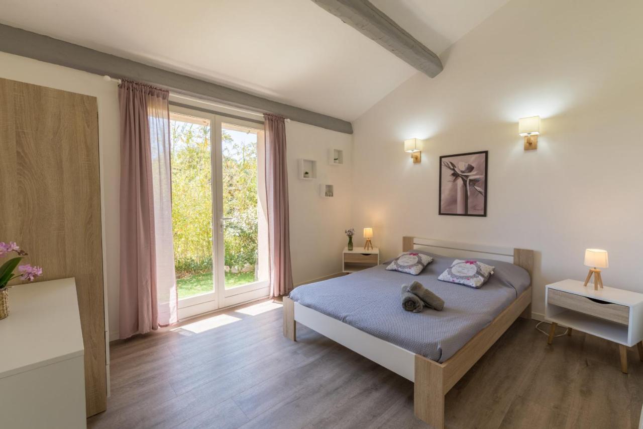 Villa Félyvonne Avec Vue Et Vignes à 300m Des Criques De Giens Hyères